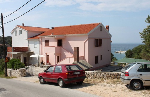 Jakisnica Apartment | Two bedroom apartment near beach Jakišnica, Pag (A-6424-a)