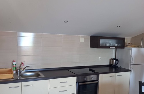 Tkon Apartment | Two bedroom apartment near beach Tkon (Pašman) (A-5840-b)