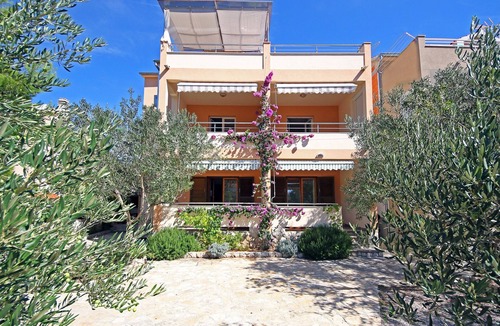 Zaboric Apartment | Two bedroom apartment with terrace Žaborić, Šibenik (A-468-a)