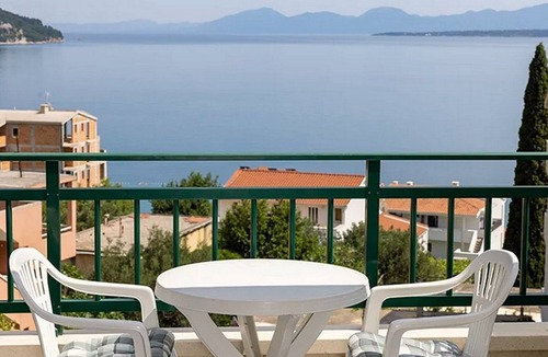 Igrane Apartment | Two bedroom apartment with terrace and sea view Igrane (Makarska) (A-17292-c)