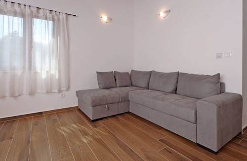 Risika Apartment | Two bedroom apartment with terrace Risika, Krk (A-23388-a)