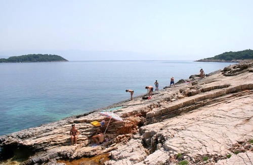 Vrboska Apartment | Two bedroom apartment with balcony Vrboska, Hvar (A-8748-a)
