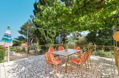 Cunski Apartment | Two bedroom apartment with terrace Ćunski, Lošinj (A-7867-b)