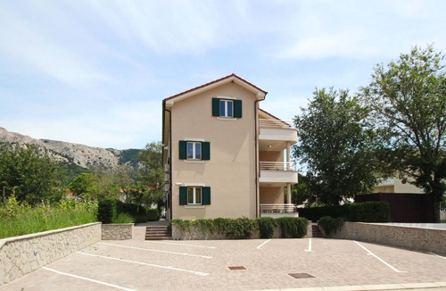 Jurandvor Apartment | Two bedroom apartment with terrace Baška, Krk (A-18845-c)