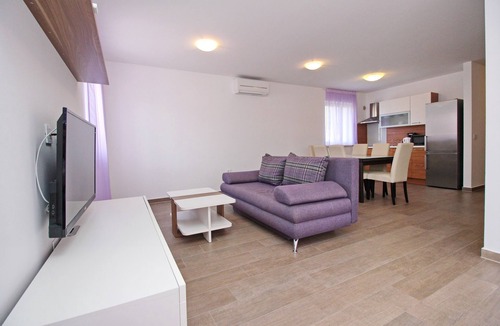 Jurandvor Apartment | Two bedroom apartment with terrace Baška, Krk (A-18845-d)