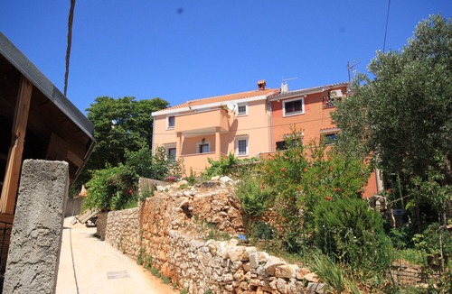 Cunski Apartment | Two bedroom apartment with terrace Ćunski, Lošinj (A-8010-a)