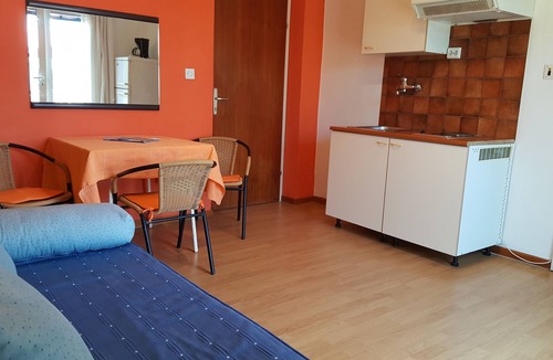 Jezera Apartment | Two bedroom apartment with terrace Jezera, Murter (A-5120-b)