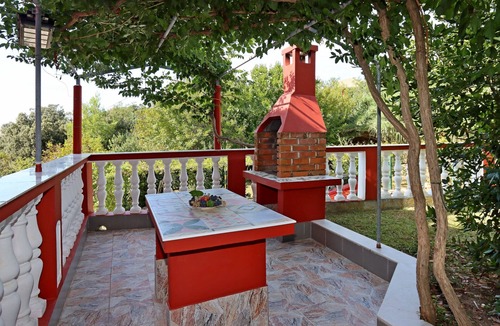 Lopar Apartment | Two bedroom apartment with terrace and sea view Lopar, Rab (A-18005-b)