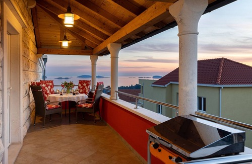 Brasina Apartment | Two bedroom apartment with terrace and sea view Mlini (Dubrovnik) (A-8566-b)