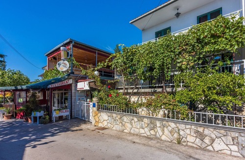 Selce Apartment | Two bedroom apartment with terrace Selce, Crikvenica (A-19455-b)