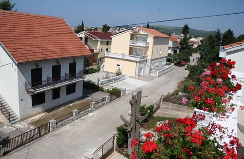 Vodice Apartment | Two bedroom apartment with terrace Vodice (A-2995-a)