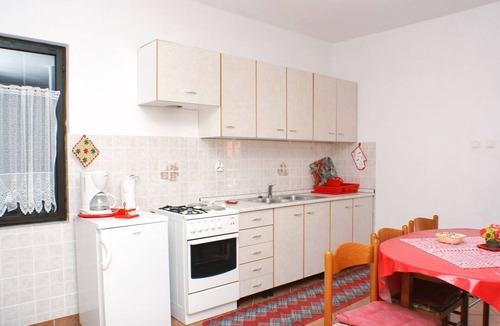 Mandre Apartment | Two bedroom apartment with terrace Mandre (Pag) (A-523-b)