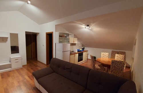 Kolan Apartment | Two bedroom apartment with terrace and sea view Mandre, Pag (A-6507-a)