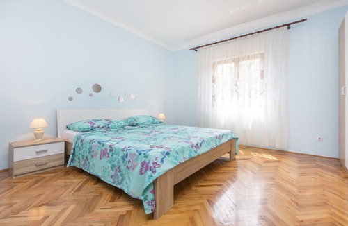 Marceljani Apartment | Two bedroom apartment with terrace Vinež, Labin (A-15870-a)