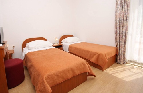 Mlini Apartment | Two bedroom apartment with terrace and sea view Mlini, Dubrovnik (A-8835-a)