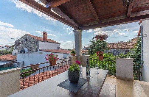 Gulici Apartment | Two bedroom apartment with terrace Poreč (A-13927-a)