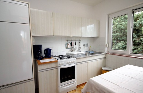 Selce Apartment | Two bedroom apartment with terrace Selce, Crikvenica (A-2379-b)