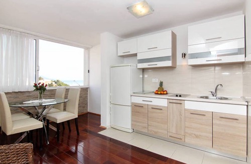 Bacvice Apartment | Two bedroom apartment with air-conditioning Split (A-2196-a)