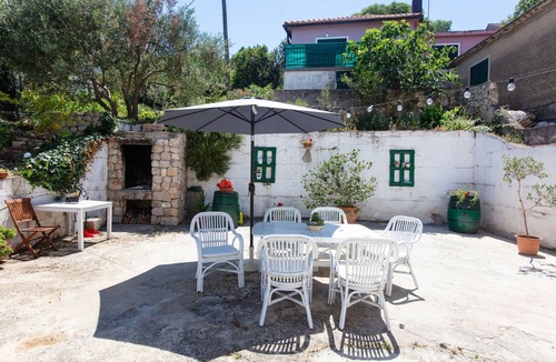 Tijesno Apartment | Two bedroom apartment with terrace Tisno, Murter (A-815-c)