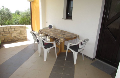 Vilanija Apartment | Two bedroom apartment with terrace Vilanija, Umag (A-17240-a)