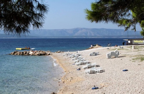 Bol Apartment | Two bedroom apartment with terrace Bol (Brač) (A-20004-a)