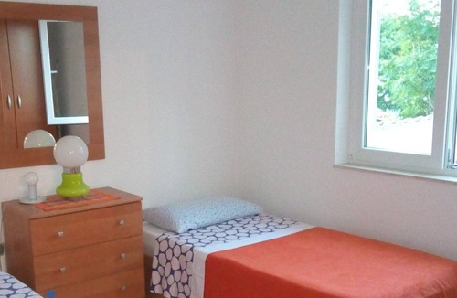 Bol Apartment | Two bedroom apartment with terrace Bol, Brač (A-8736-a)