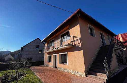 Lic Apartment | Two bedroom apartment with terrace Lič, Gorski kotar (A-20420-a)