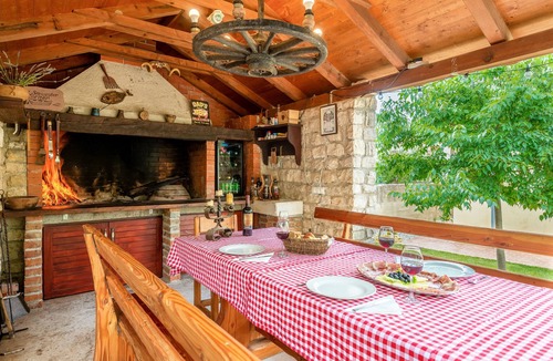 Nin Apartment | Two bedroom apartment with terrace Nin, Zadar (A-5666-a)