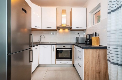 Nin Apartment | Two bedroom apartment with terrace Nin, Zadar (A-5936-a)
