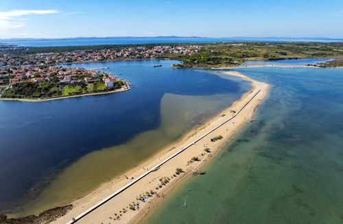 Nin Apartment | Two bedroom apartment with terrace Nin, Zadar (A-6125-b)