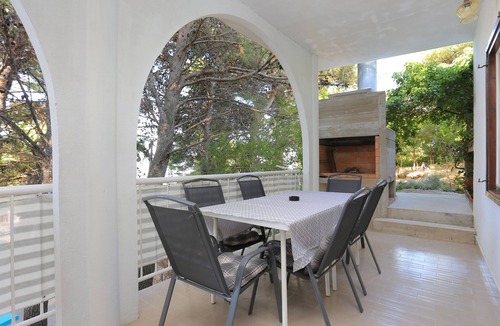 Stanici Apartment | Two bedroom apartment with terrace Balića Rat, Omiš (A-1065-a)