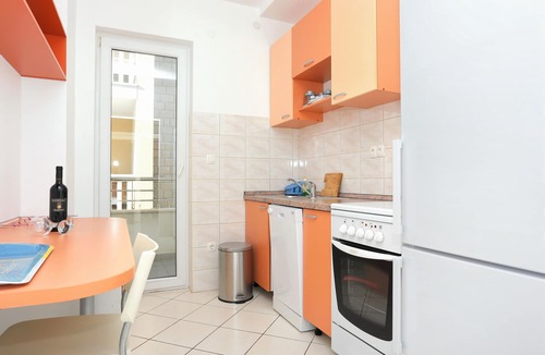 Stanici Apartment | Two bedroom apartment with terrace and sea view Stanići (Omiš) (A-2764-a)