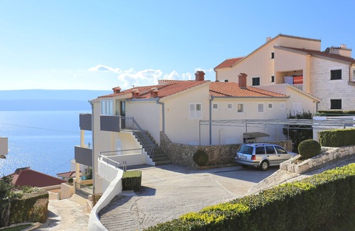 Stanici Apartment | Two bedroom apartment with terrace and sea view Stanići (Omiš) (A-2764-a)