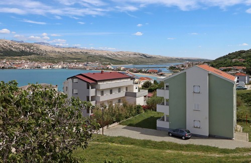 Pag Apartment | Two bedroom apartment with terrace and sea view Pag (A-18345-a)