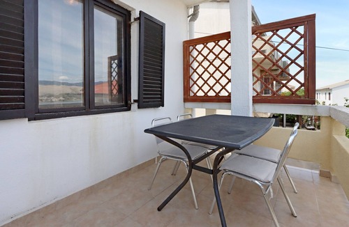 Pag Apartment | Two bedroom apartment with terrace and sea view Pag (A-18345-b)