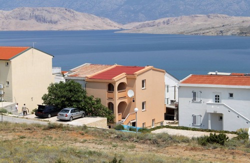 Pag Apartment | Two bedroom apartment with terrace and sea view Pag (A-6542-b)