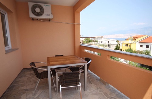 Pag Apartment | Two bedroom apartment with terrace and sea view Pag (A-6542-b)