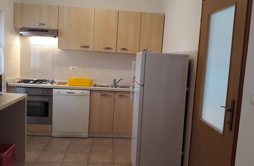 Pula Apartment | Two bedroom apartment with terrace Pula (A-7420-b)