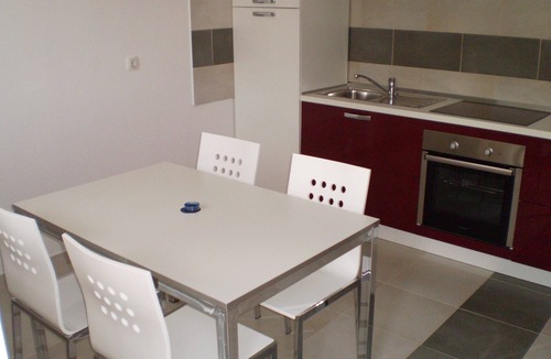 Banjol Apartment | Two bedroom apartment with terrace Banjol, Rab (A-12838-b)
