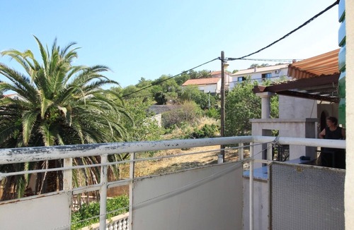 Island Dugi Otok Apartment | Two bedroom apartment with terrace and sea view Sali, Dugi otok (A-8156-a)