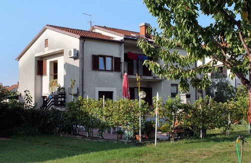Murine Apartment | Two bedroom apartment with terrace Umag (A-7109-a)