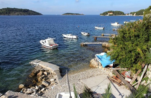 Vis Apartment | Two bedroom apartment with air-conditioning Vis (A-8526-a)