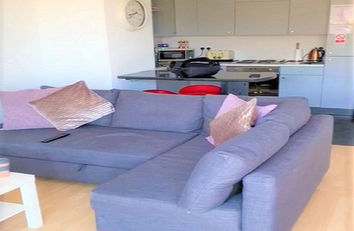 Liverpool City Centre Apartment | Two Bedroom Balcony Apartment Liverpool