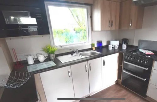 Clacton-on-Sea Cabin | Two bedroom caravan St Osyth Hoilday Park