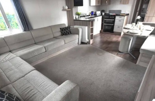 Clacton-on-Sea Cabin | Two bedroom caravan St Osyth Hoilday Park