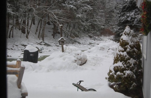 Jamaica Ski Chalet | Two Bedroom Chalet, Charming, Quiet, River Front