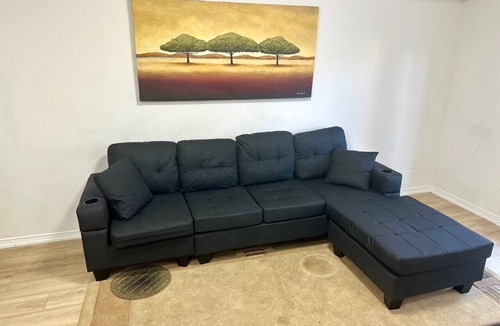 Oakville House | Two bedroom Dundas and Trafalgar