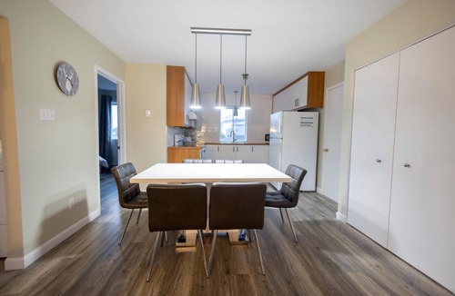 Rouyn-Noranda Apartment | Two-bedroom flat with sofa bed near the Parc Botanique (Le Contemporain)