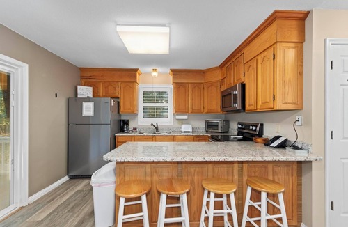 Grand Rivers Condo | Two Bedroom Harbor View Condo