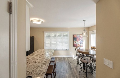 Grand Rivers Condo | Two Bedroom Harbor View Condo